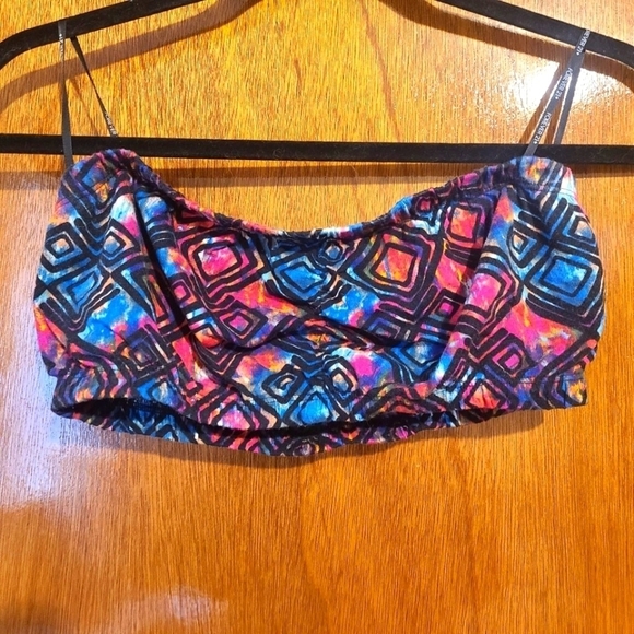 *3 for $30* Tribal Aztec Print Bandeau - Picture 3 of 4